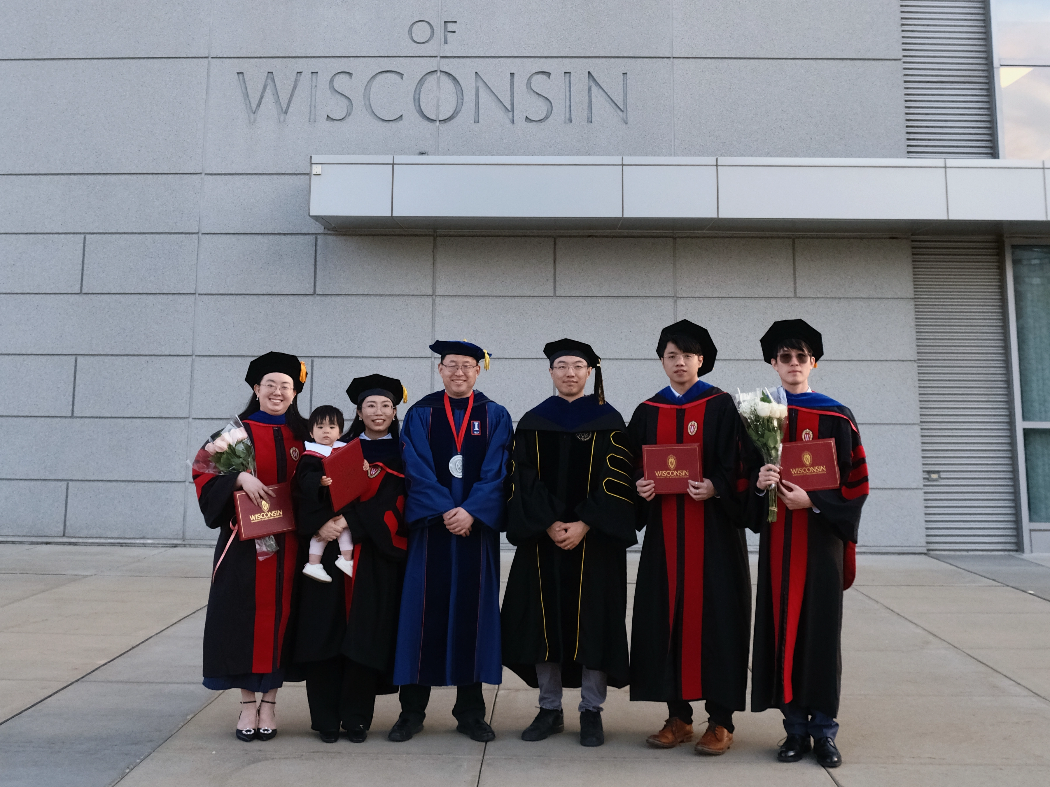 UW–Madison CEE faculty and graduates after commencement